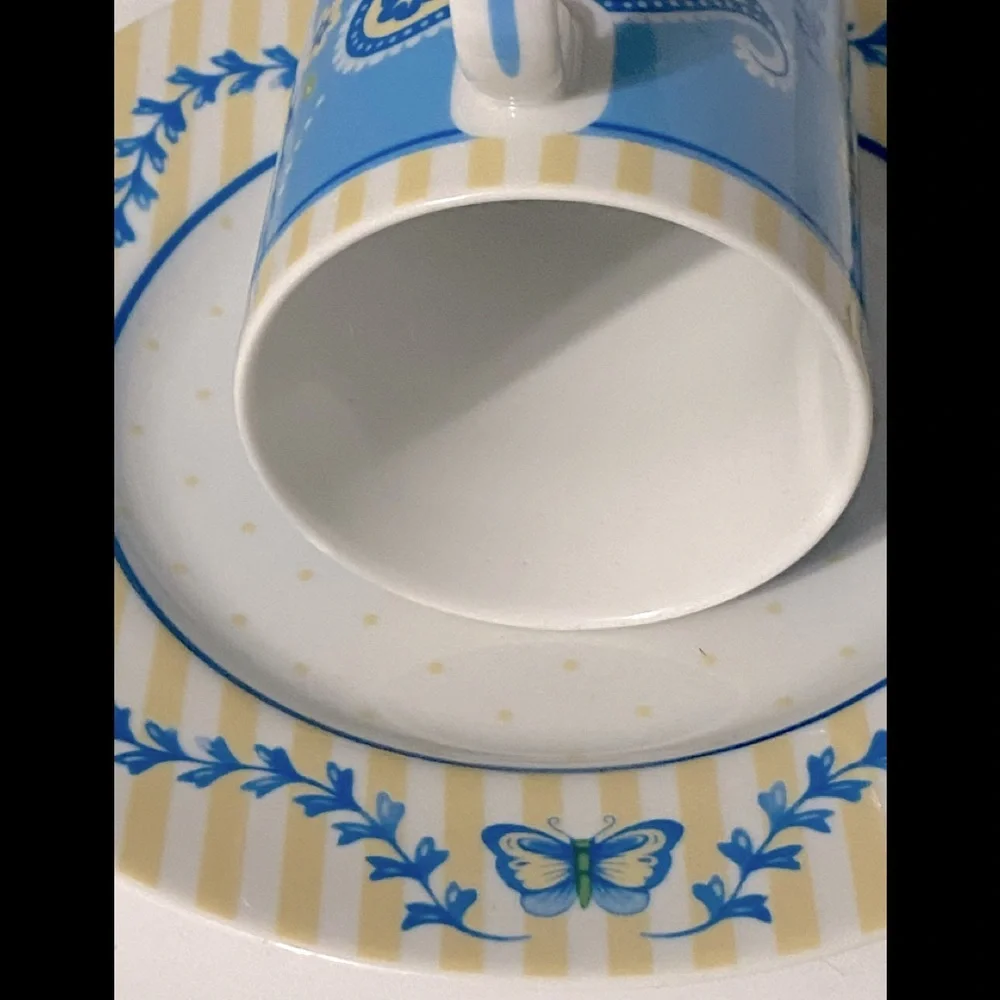 Outside Hanging Tea Cup Bird Feeder